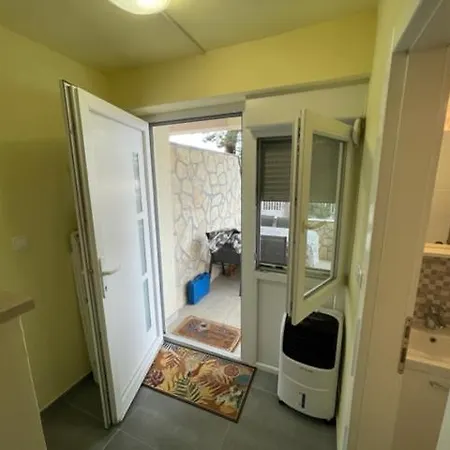 Guest house Stela Nin