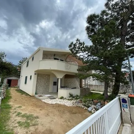 Stela Affittacamere 4*